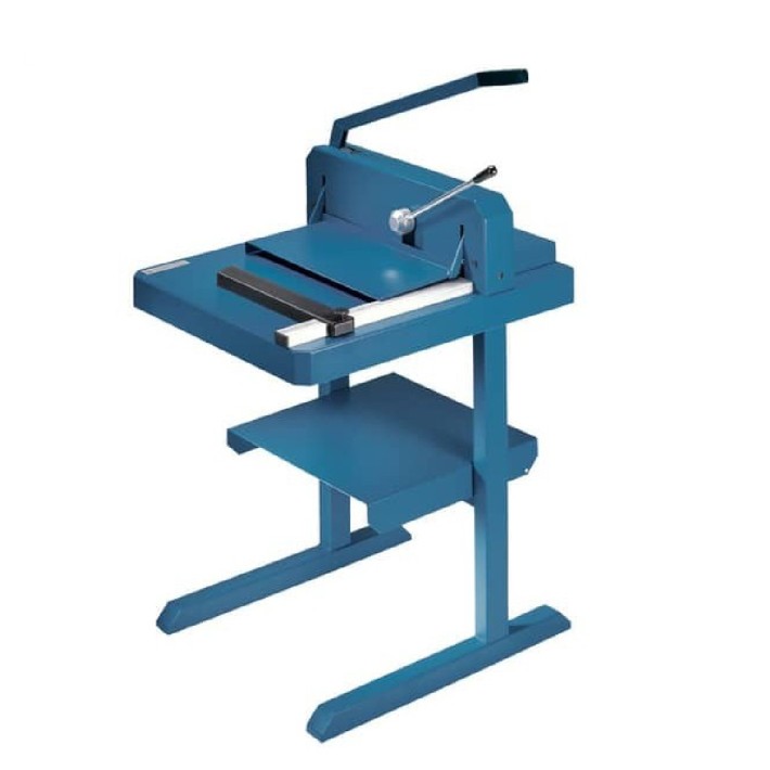 Taglierina a Leva Modello Serie 840 con Tavolo...