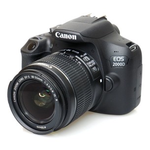 Canon Fotocamera Reflex EOS 2000D + obiettivo EF-S 18-55... 2
